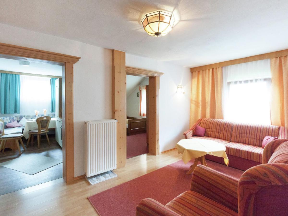 Guesthouse In Vent With Balcony Exterior foto