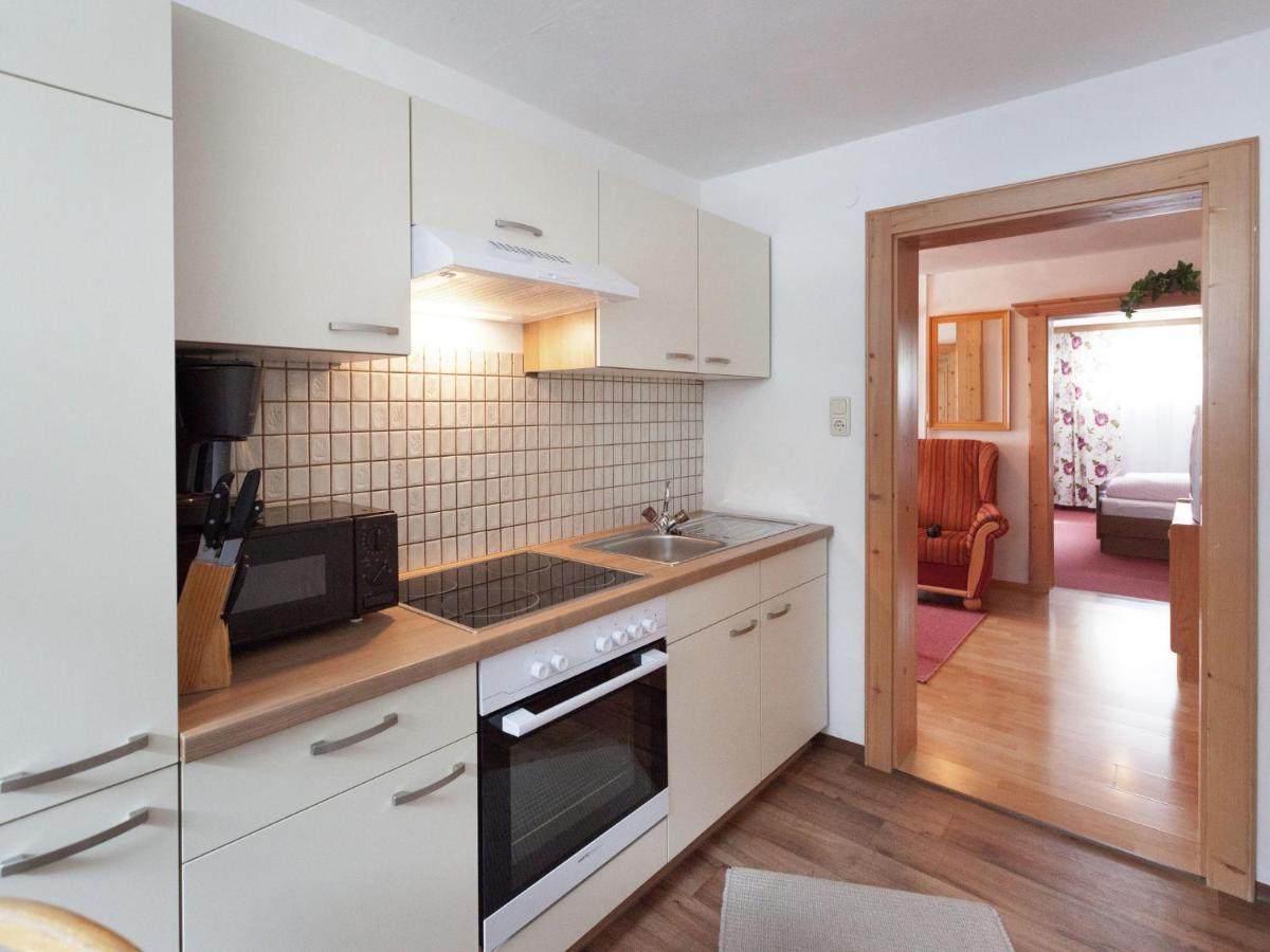 Guesthouse In Vent With Balcony Exterior foto